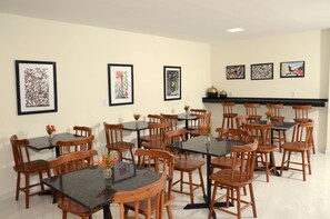 Free daily continental breakfast - Asa Branca Hotel (Araripina)