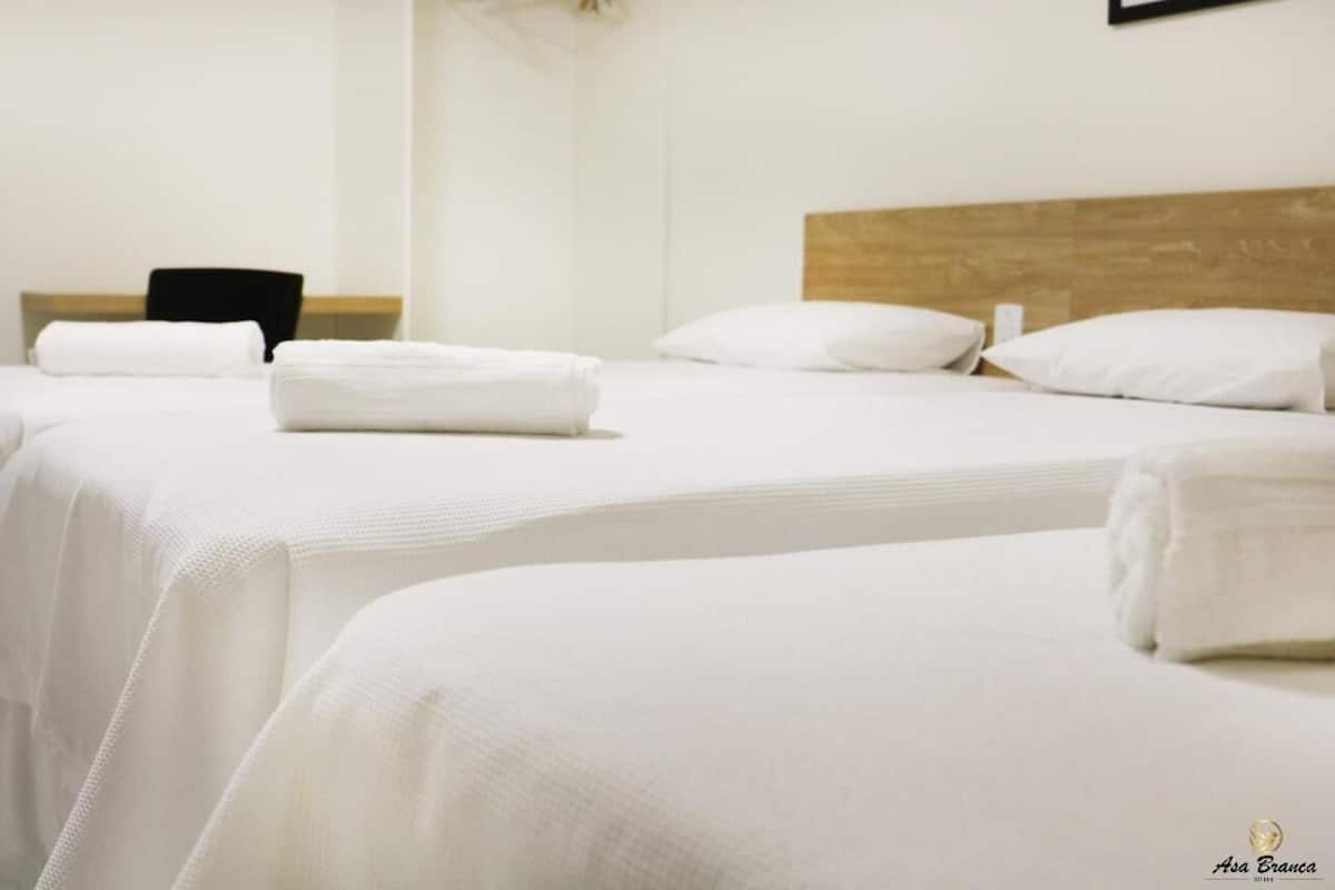 1 bedroom, premium bedding, pillow-top beds, minibar