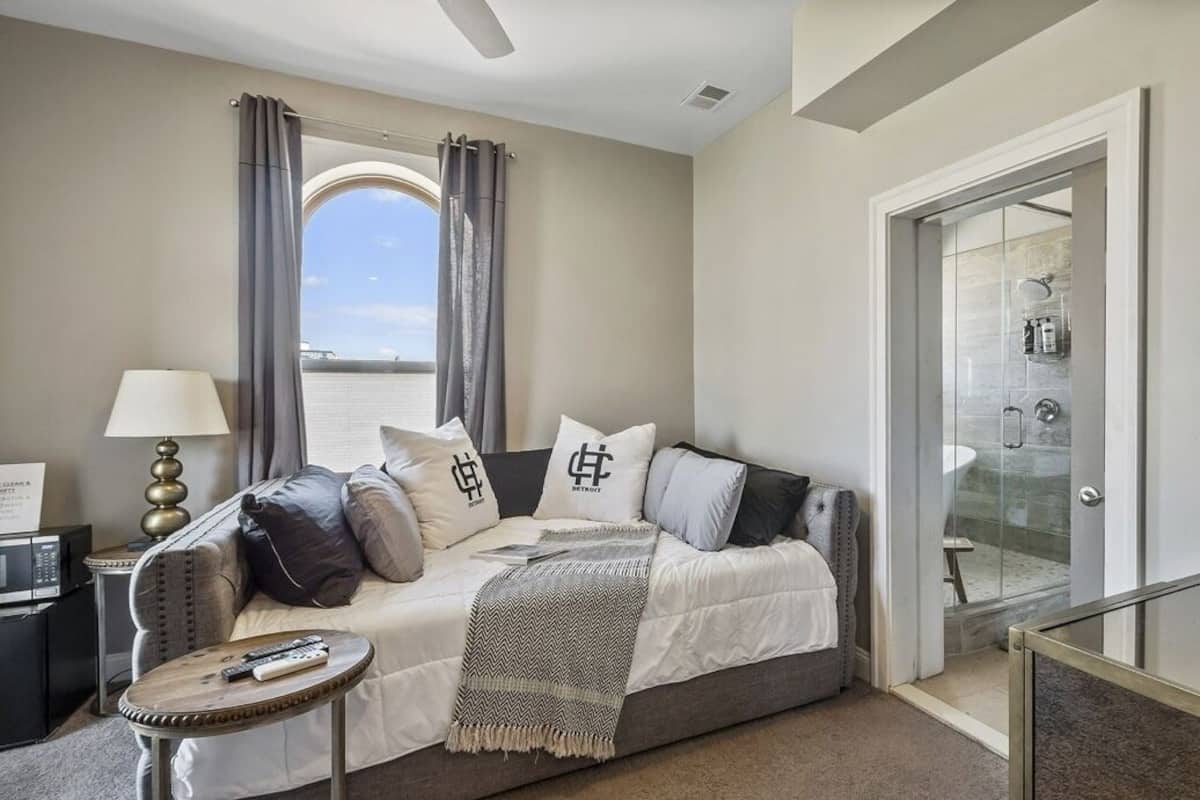 Classic-Einzelzimmer, 1 Queen-Bett, Nichtraucher, Stadtblick