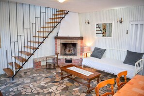 Interior - Semi detached house in nature for family vacations (Seget Vranjica)