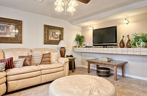 Smart TV, video games, DVD player, ping pong