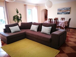 تلفزيون ذكي