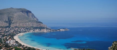Plage à proximité, serviettes de plage