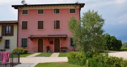 Lake Garda holiday home with panoramic views, 5km from Peschiera del Garda