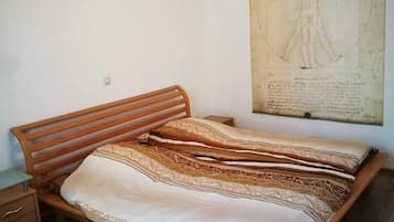 2 Schlafzimmer, Bügeleisen/Bügelbrett, Reisekinderbett, kostenloses WLAN