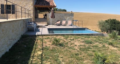 Charming house in the heart of the Gers countryside