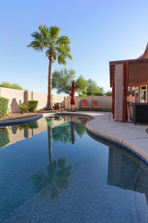 Outdoor pool, a heated pool