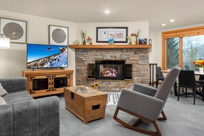 TV, fireplace, stereo - Terracehouse Condos - 63 (Snowmass Village)