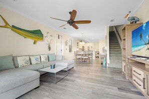 Smart TV, video games