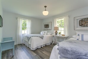 3 bedrooms, iron/ironing board, travel cot, WiFi