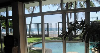 195 a night! Luxury home w/pool on OCEAN! AC, Wifi, TV, 3 bedrms/4 baths/