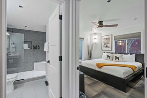 Bathtub, hair dryer, towels, shampoo - Newly renovated 2BR Downtown, Main St, PCMR (Park City)
