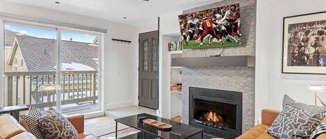 Flat-screen TV, fireplace, offices