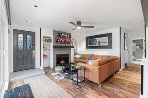 Flat-screen TV, fireplace, offices