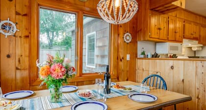 BP:}HotTub~ShortWalkBeach/Cafe/Golf/Store&Pub~Bikes~Firepit~PingPong~Fenced~Dog