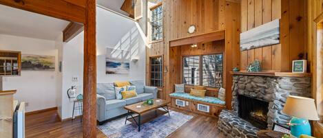 Smart TV, fireplace, DVD player, table football