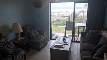 Smart TV, DVD player, books