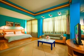 In-room safe, desk, blackout curtains, free WiFi