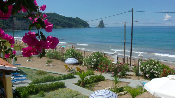 Beach - Beachfront holiday house Eftichia (Agios Gordios)