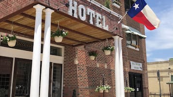 Bagian depan properti