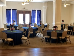 Meeting facility