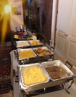 Desayuno a la carta (con cargo) los fines de semana