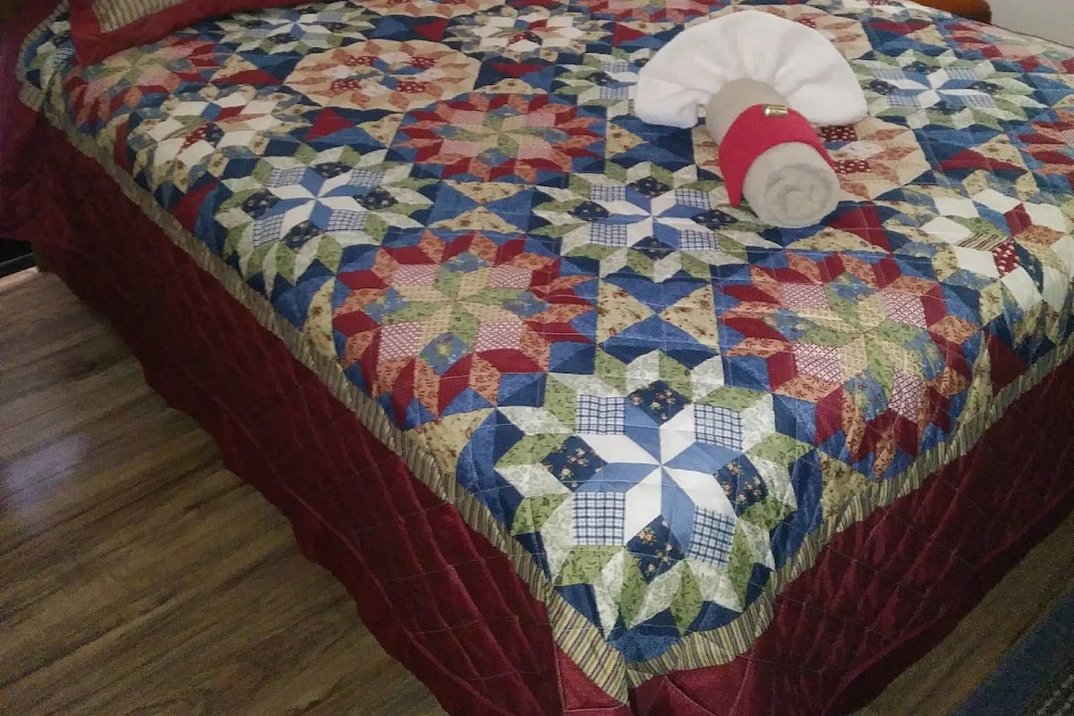 Singola Economy, 1 letto matrimoniale, non fumatori | Con stile personalizzato, ferro/asse da stiro, Wi-Fi gratuito, lenzuola