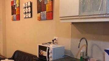 Studio | Private kitchenette