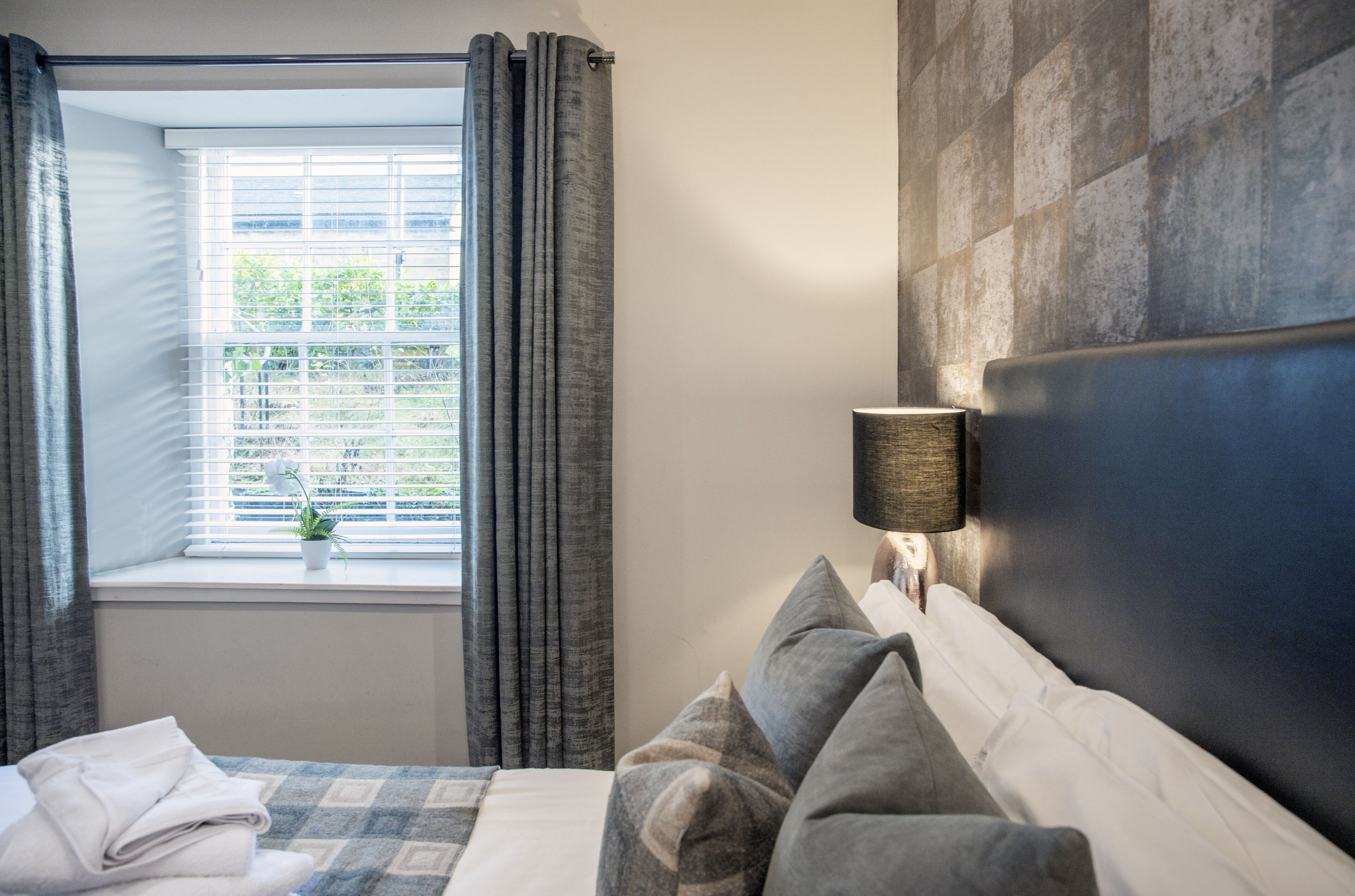 standard double room, 1 double bed, non smoking | egyptian cotton sheets, premium bedding, memory-foam beds