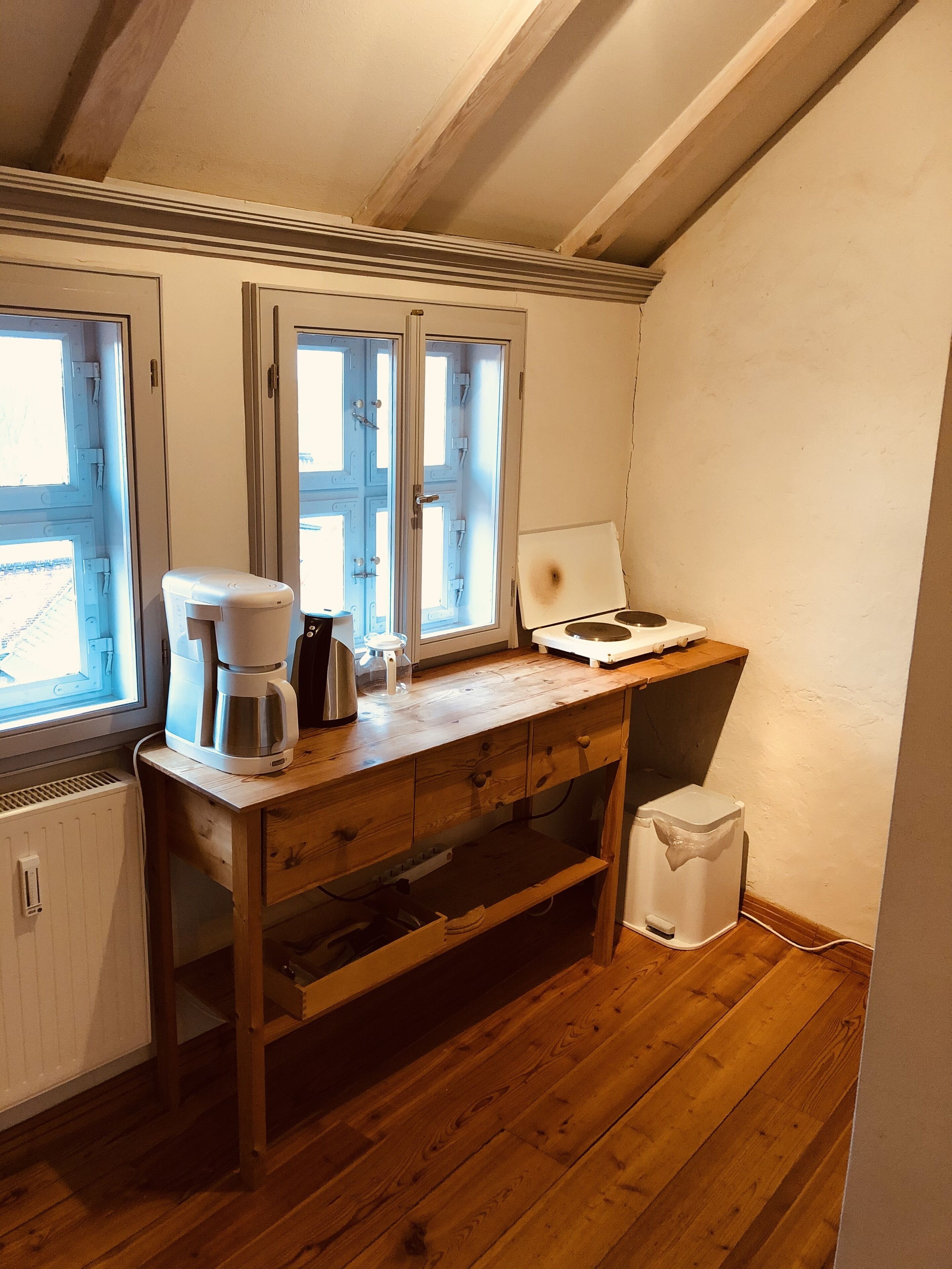 condo (rot) | private kitchen