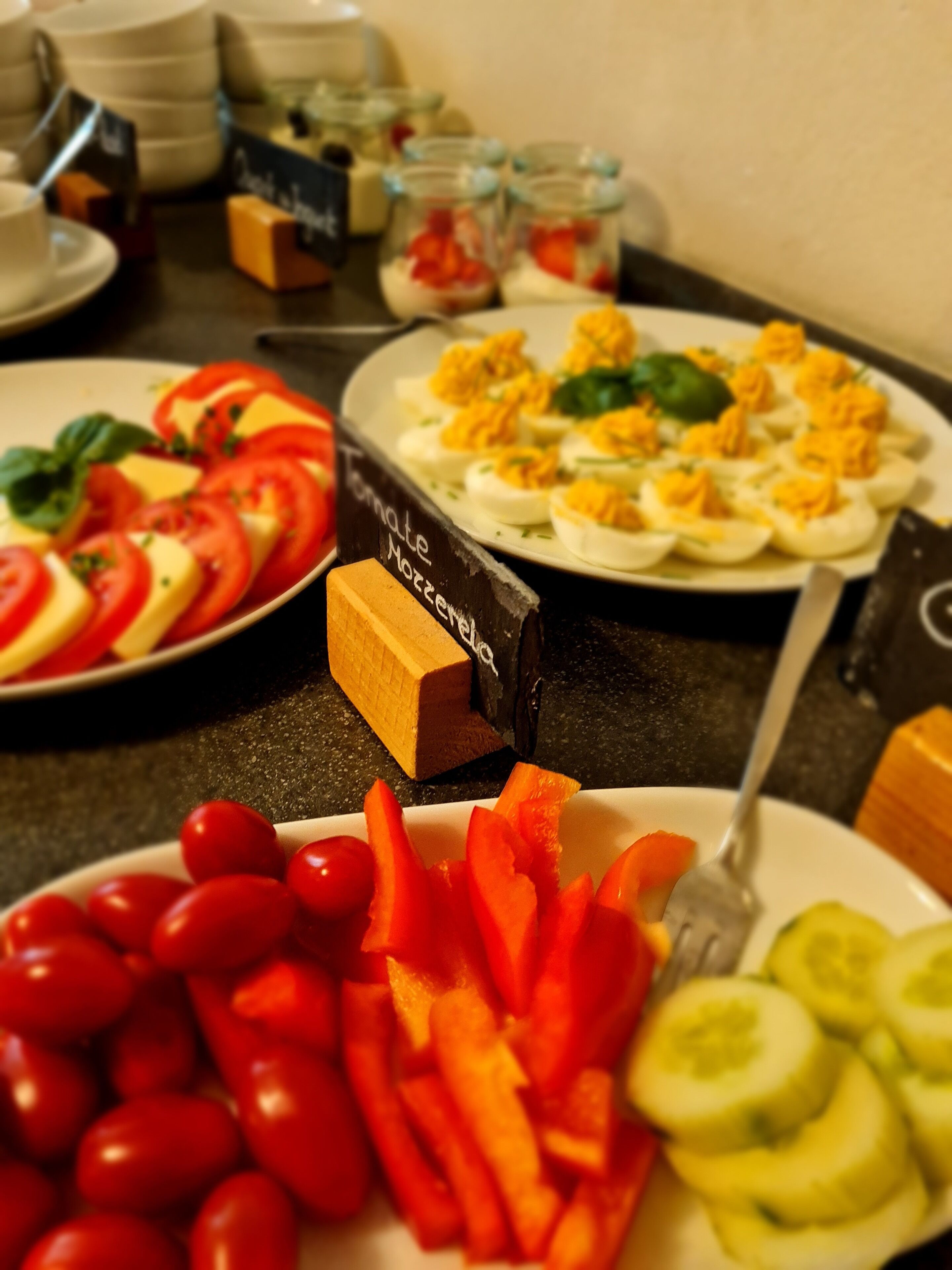 Daily buffet breakfast for a fee