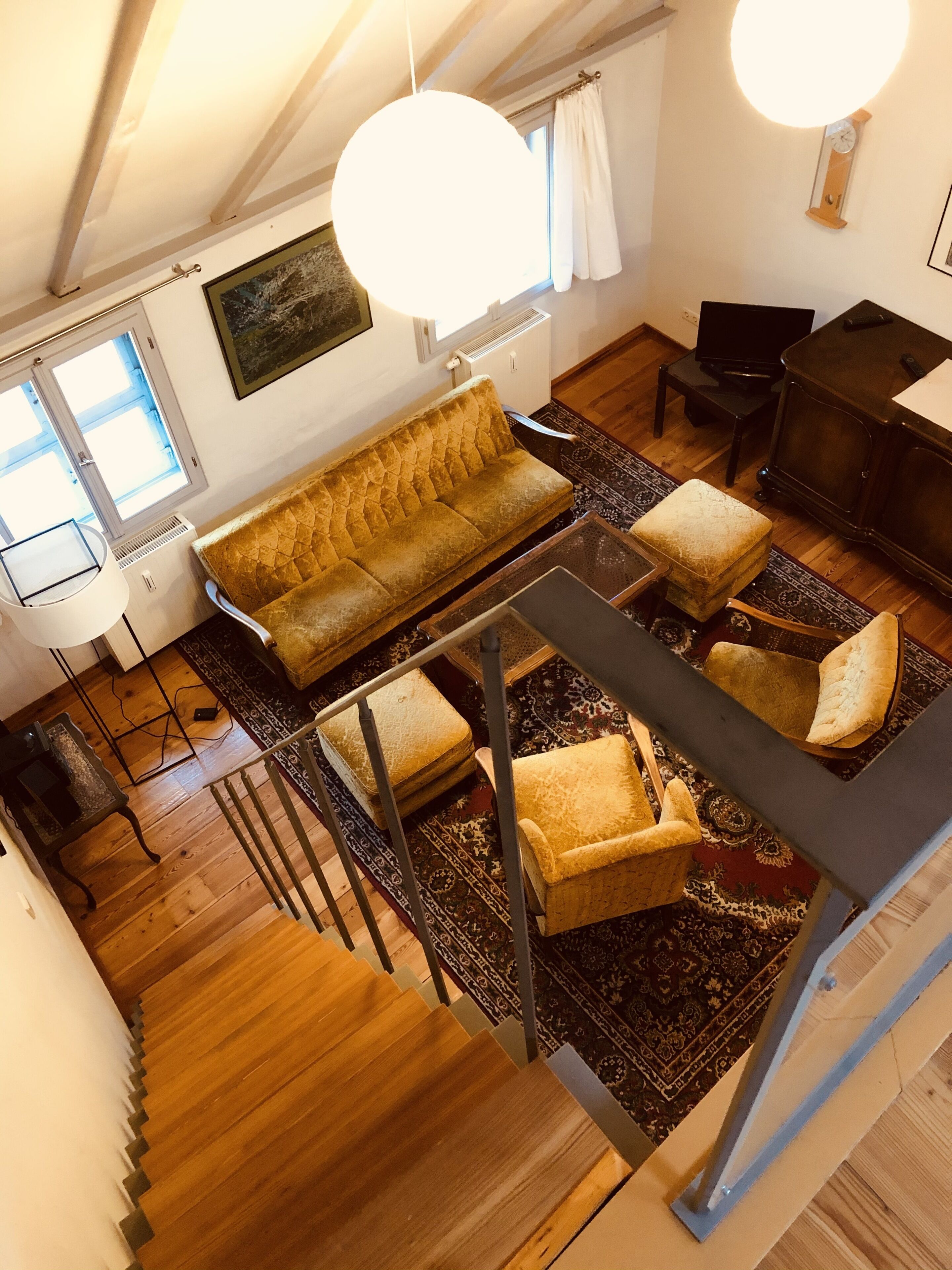 condo (blau) | living area