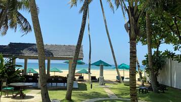Suite Classic, 1 letto king, non fumatori | Vista spiaggia/mare