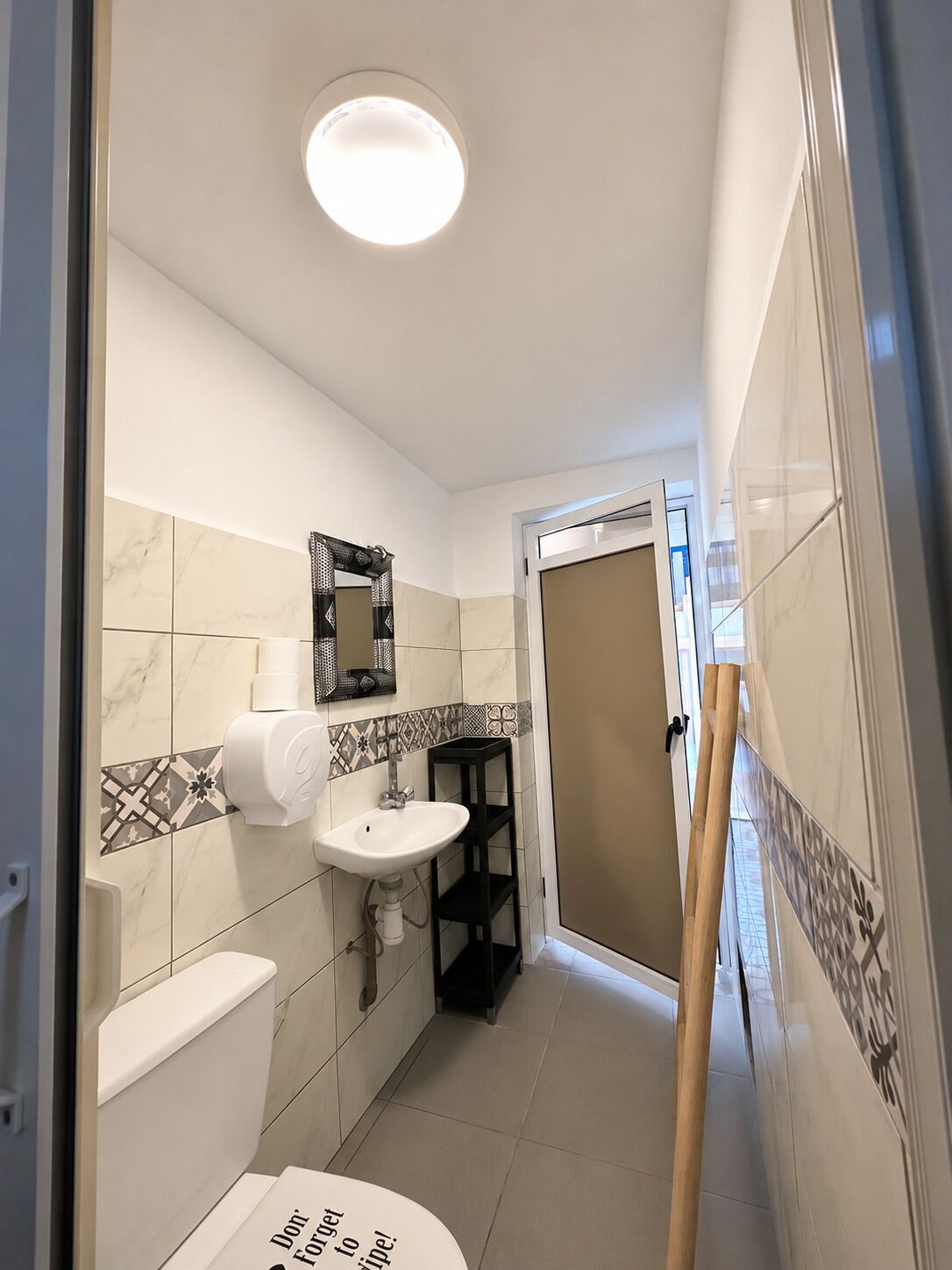 Comfort Shared Dormitory, Men only | Bathroom
