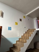 标准宿舍, 女士专用房 | 高档床上用品、客房内保险箱、特色装修、遮光窗帘