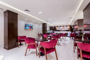 Desayuno continental incluido todos los días 