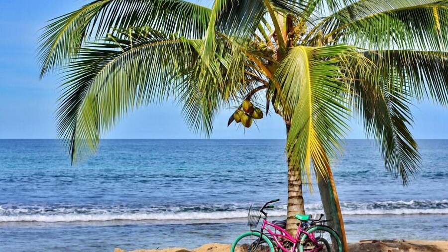 Surf Break at Paunch