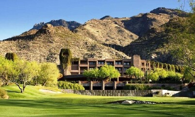 Amazing Mountain and Canyon Views!   3 Beds / 2 Baths Condo.  
