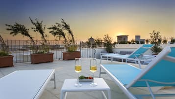 Bar à beira da piscina