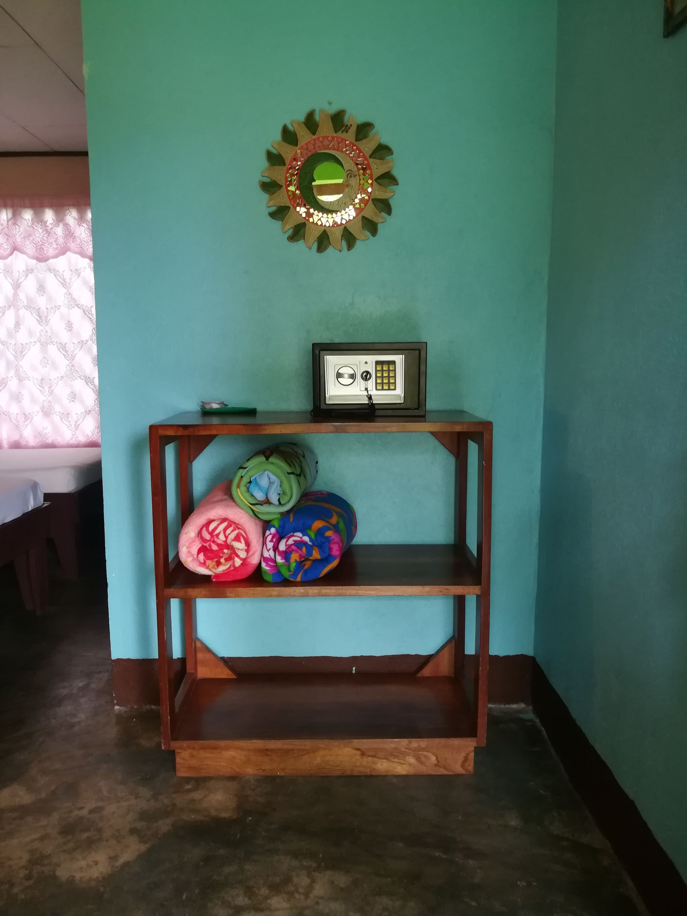 quadruple room, multiple beds, non smoking | wifi, bed sheets