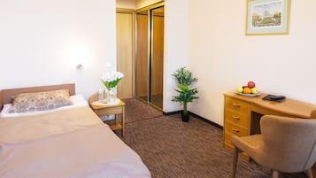 Standard Single Room | 1 bedroom, desk, blackout curtains, soundproofing