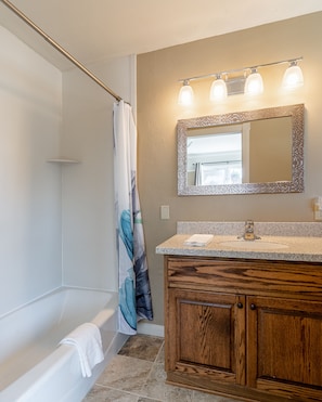Legacy West | Bathroom