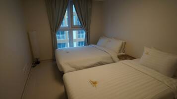 Desk, free WiFi, bed sheets
