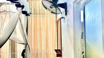 Deluxe Double Room with Mountain View | Egyptian cotton sheets, premium bedding, down duvets, memory-foam beds