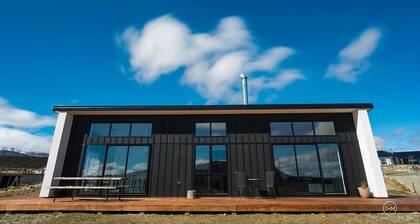Flat White Lake View Lodge