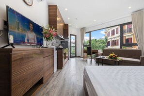 Studio | Premium bedding, desk, blackout curtains, free WiFi - Granda West Lake Apartment (Hanoi)