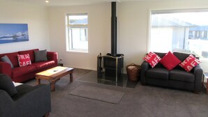 Casa, 3 camere da letto, vista lago | Area soggiorno