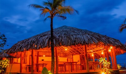 Royal Beach Arugambay