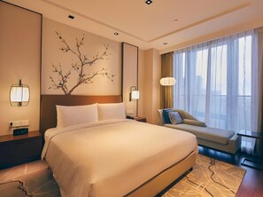 1 bedroom, minibar, in-room safe, desk - LJZ Supreme Tower Hotel(SHANGHAI New International Expo Centre) (Shanghai)