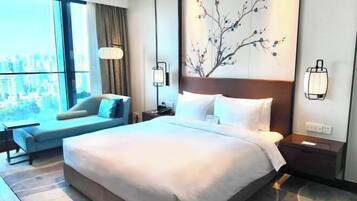 1 chambre, minibar, coffres-forts dans les chambres, bureau